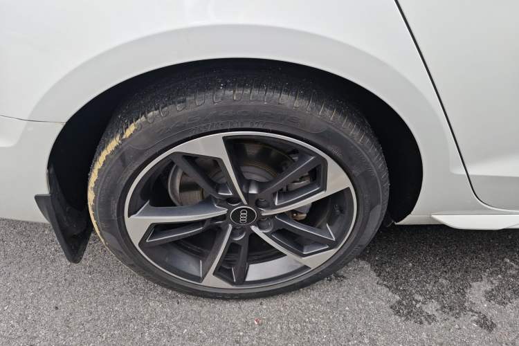 Used Audi A4L 2022 40 TFSI Fashion Dynamic Model Exterior 5