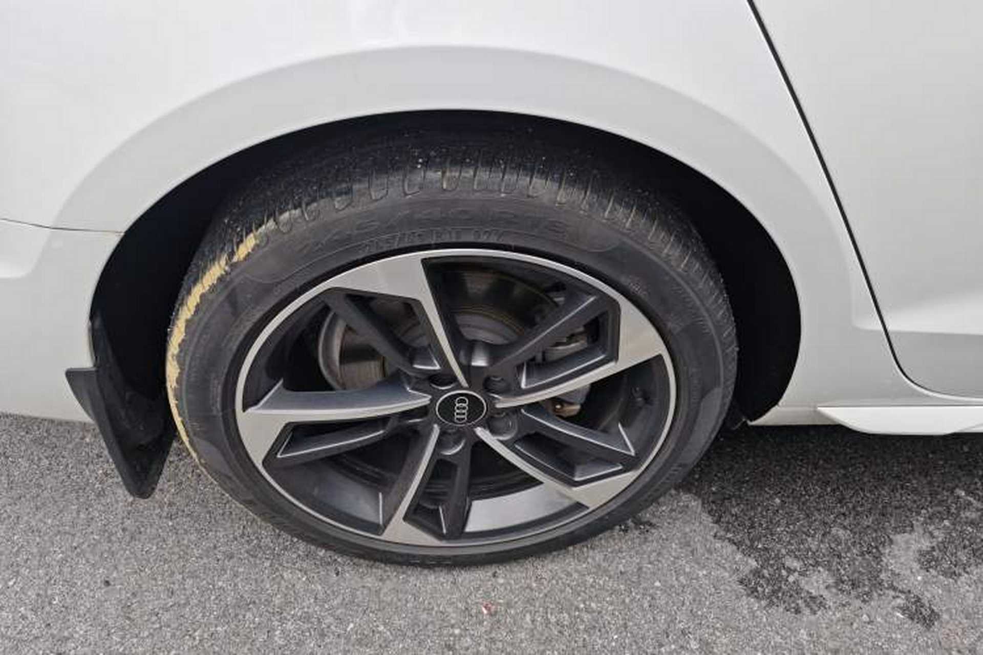 Used Audi A4L 2022 40 TFSI Fashion Dynamic Model Exterior 5