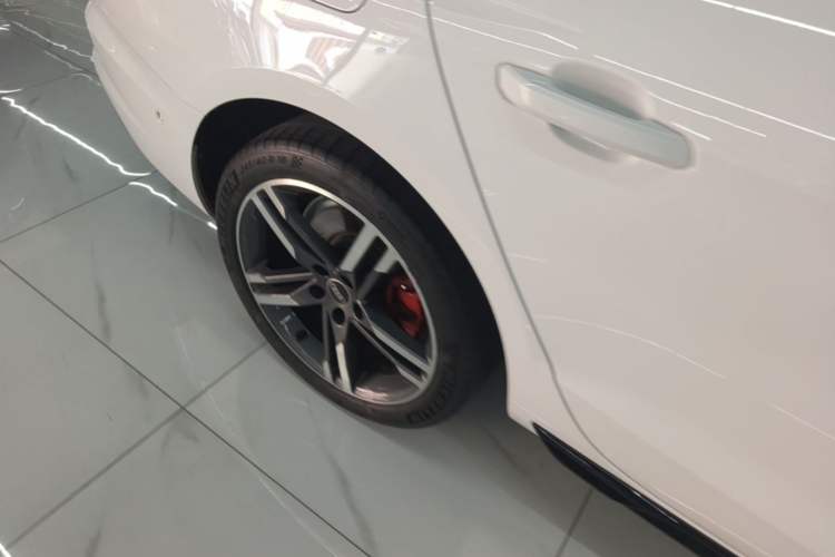 Used Audi A4L 2022 40 TFSI Luxury Dynamic Model Exterior 5