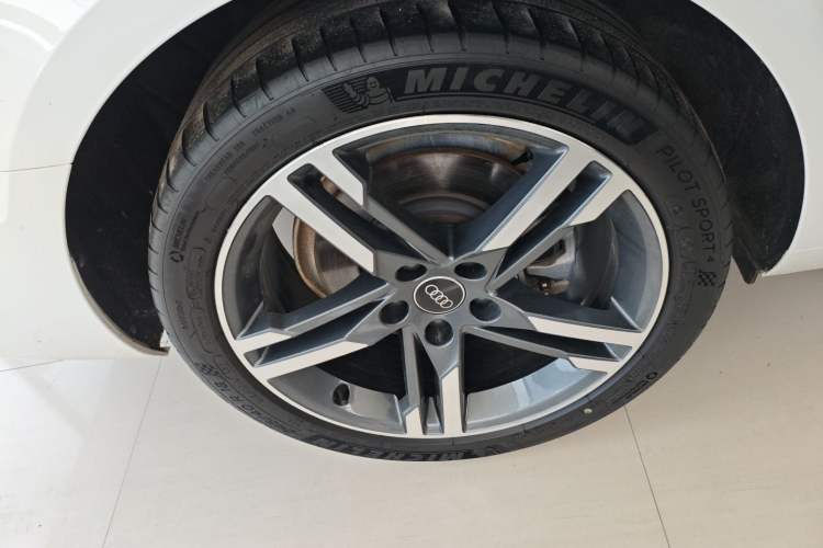 Used Audi A4L 2022 40 TFSI Luxury Dynamic Model Exterior 5