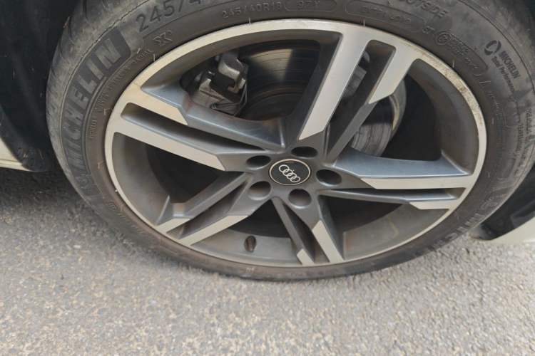Used Audi A4L 2022 40 TFSI Luxury Dynamic Model Exterior 7