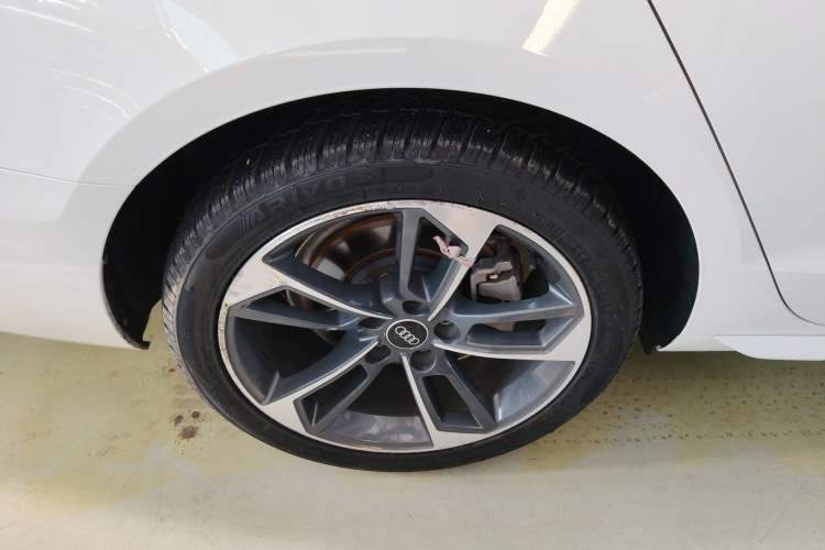 Used Audi A4L 2022 40 TFSI Fashion Dynamic Model Exterior 8