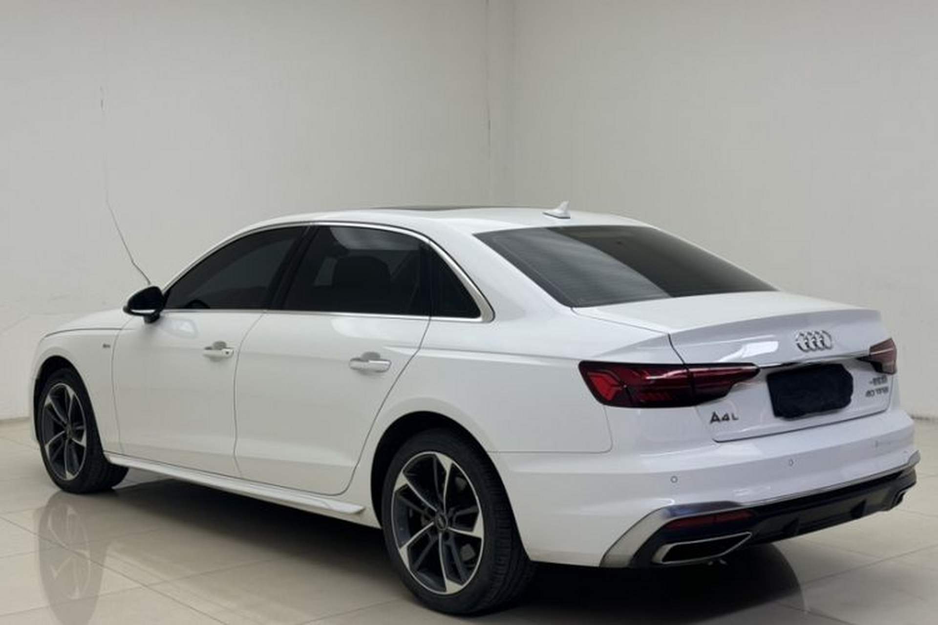 Used Audi A4L 2022 40 TFSI Fashion Dynamic Model Exterior 8