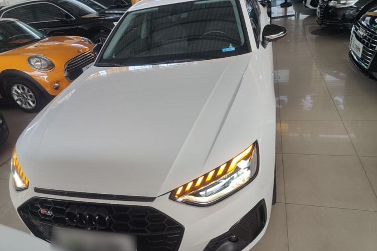 Used Audi A4L 2022 40 TFSI Luxury Dynamic Model Front