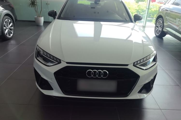 Used Audi A4L 2022 40 TFSI Luxury Dynamic Model Front