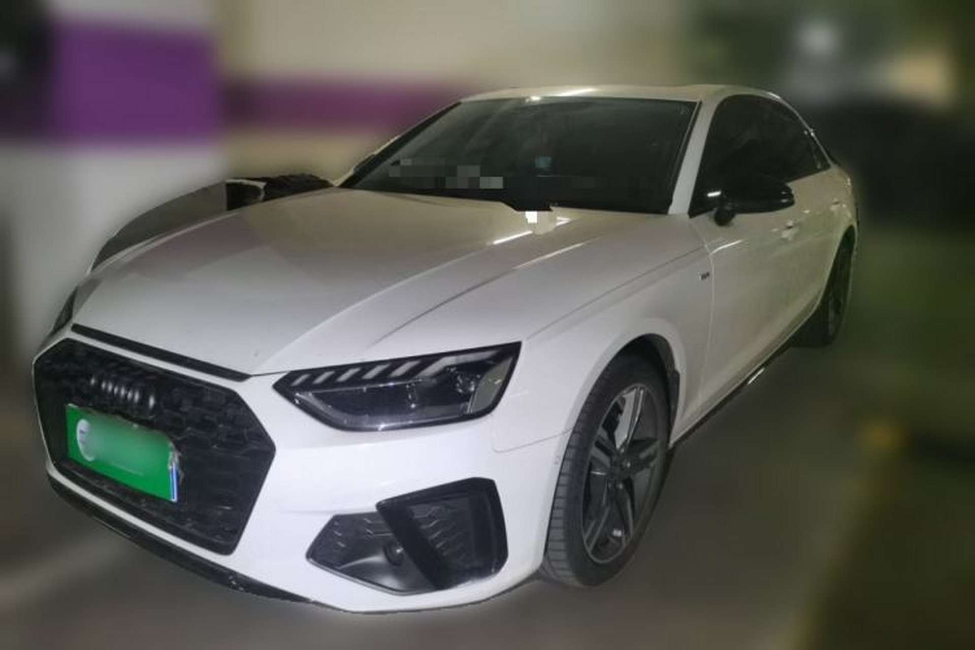 Used Audi A4L 2022 40 TFSI Luxury Dynamic Model Front Left 45 Deg