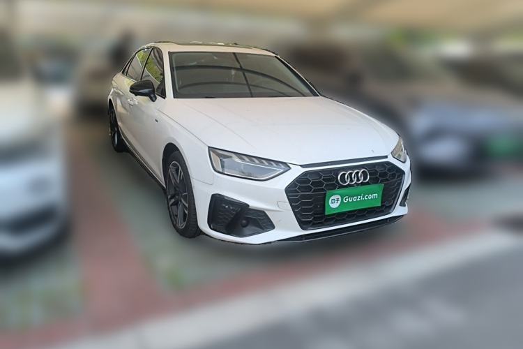 Used Audi A4L 2022 40 TFSI Luxury Dynamic Model Front Right 45 Deg