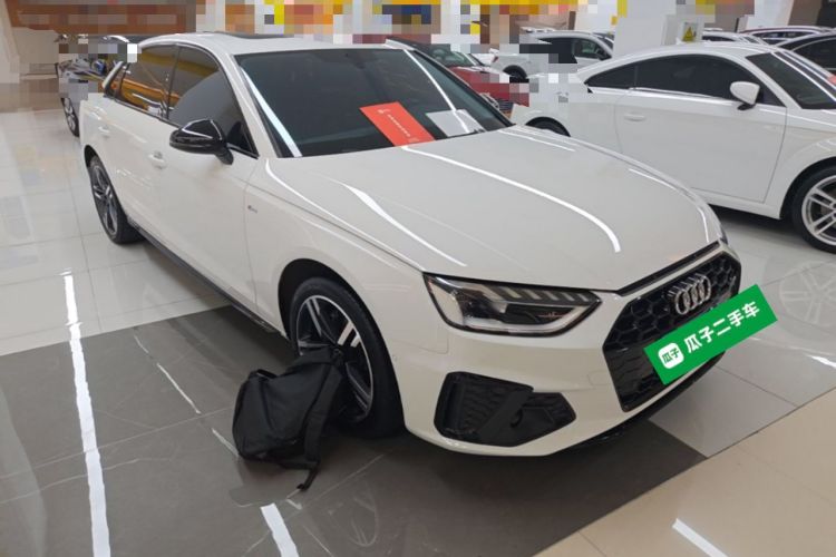 Used Audi A4L 2022 40 TFSI Luxury Dynamic Model Front Right 45 Deg