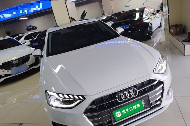 Used Audi A4L 2022 40 TFSI Stylish and Elegant Edition Front Right 45 Deg