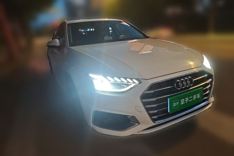 Used Audi A4L 2022 40 TFSI Luxury Prestige Edition Front Right 45 Deg