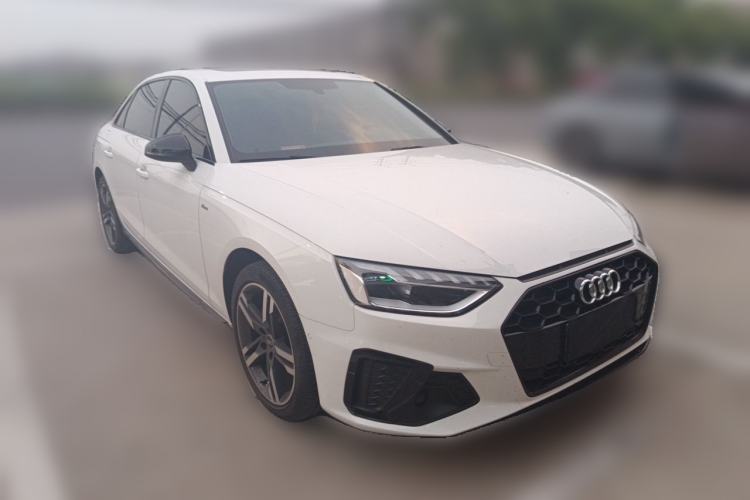 Used Audi A4L 2022 40 TFSI Luxury Dynamic Model Front Right 45 Deg