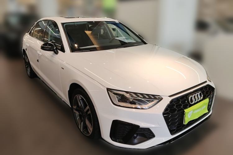 Used Audi A4L 2022 40 TFSI Luxury Dynamic Model Front Right 45 Deg