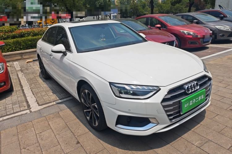 Used Audi A4L 2022 40 TFSI Luxury Prestige Edition Front Right 45 Deg