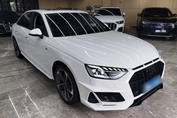 Used Audi A4L 2022 40 TFSI Fashion Dynamic Model Front Right 45 Deg
