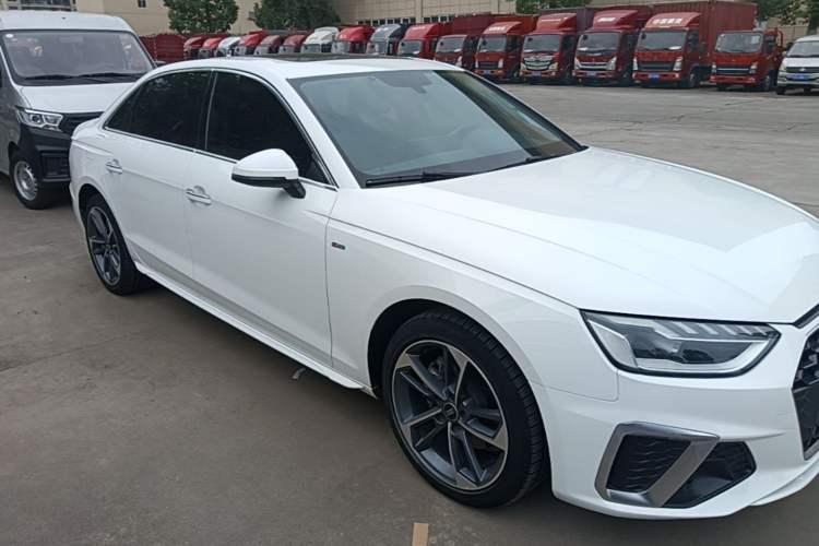 Used Audi A4L 2022 40 TFSI Fashion Dynamic Model Front Right 45 Deg