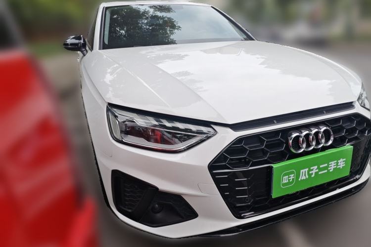 Used Audi A4L 2022 40 TFSI Luxury Dynamic Model Front Right 45 Deg