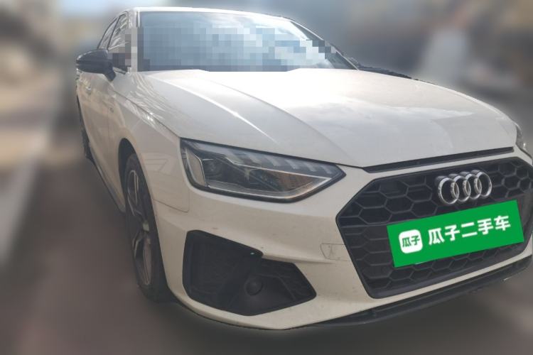 Used Audi A4L 2022 40 TFSI Luxury Dynamic Model Front Right 45 Deg