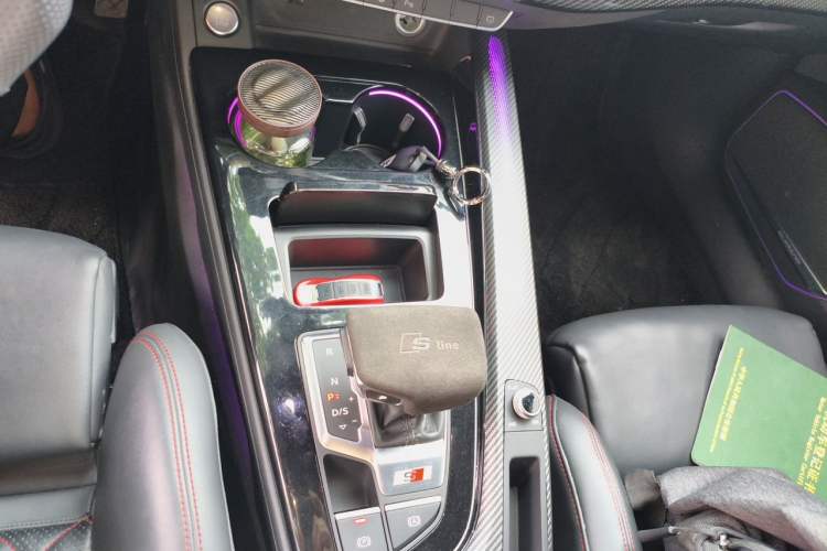 Used Audi A4L 2022 45 TFSI quattro Prestige Dynamic Edition Gear Lever