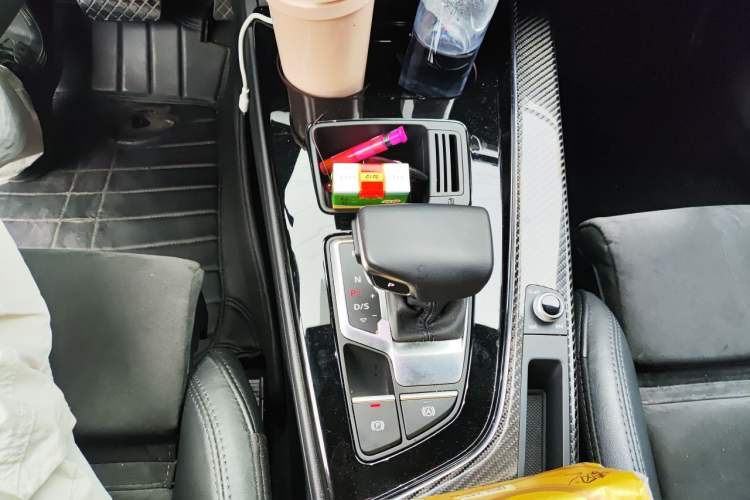 Used Audi A4L 2022 45 TFSI quattro Prestige Dynamic Edition Gear Lever