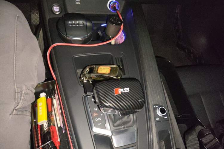 Used Audi A4L 2022 40 TFSI Stylish and Elegant Edition Gear Lever
