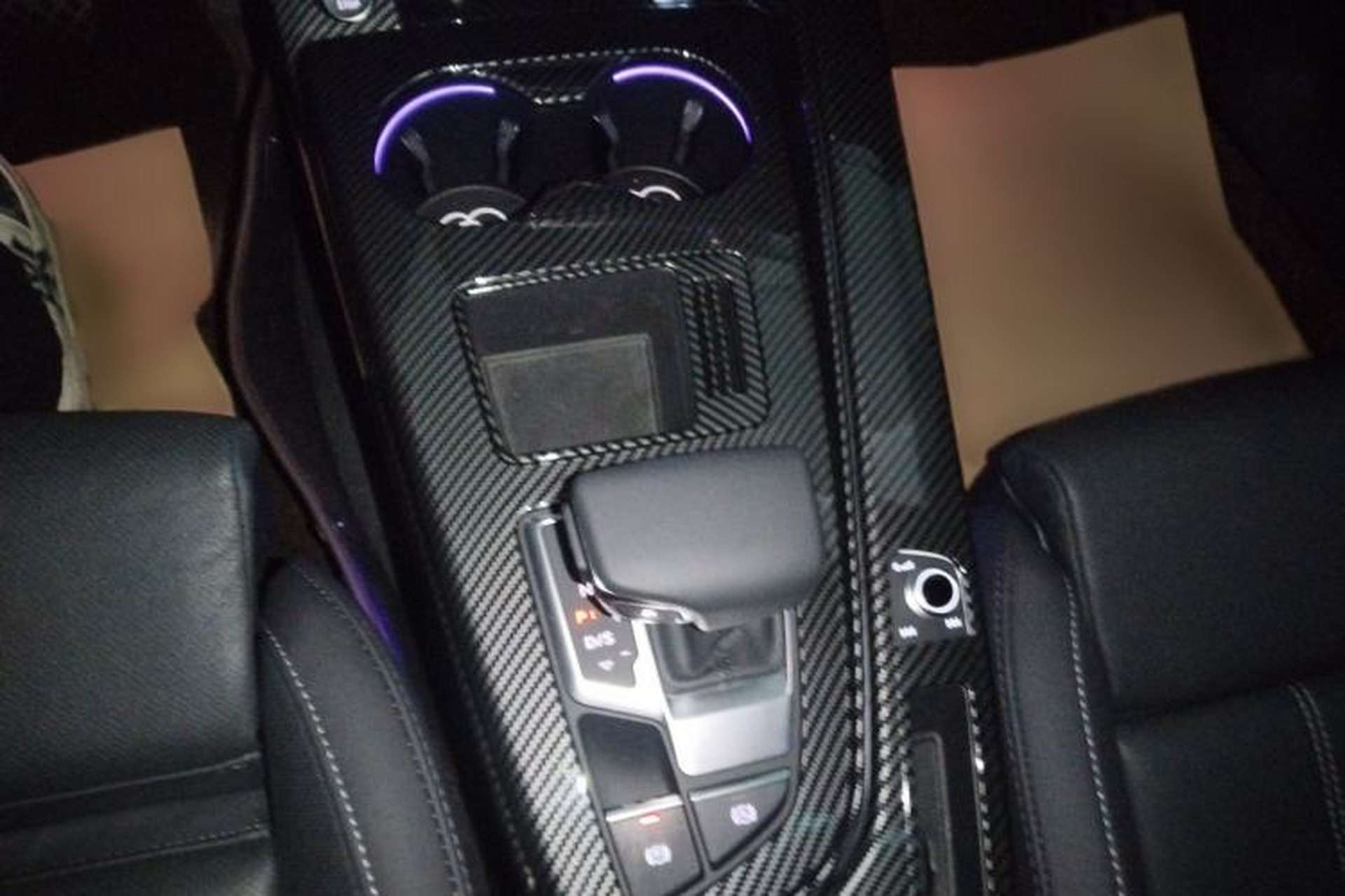 Used Audi A4L 2022 40 TFSI Luxury Dynamic Model Gear Lever