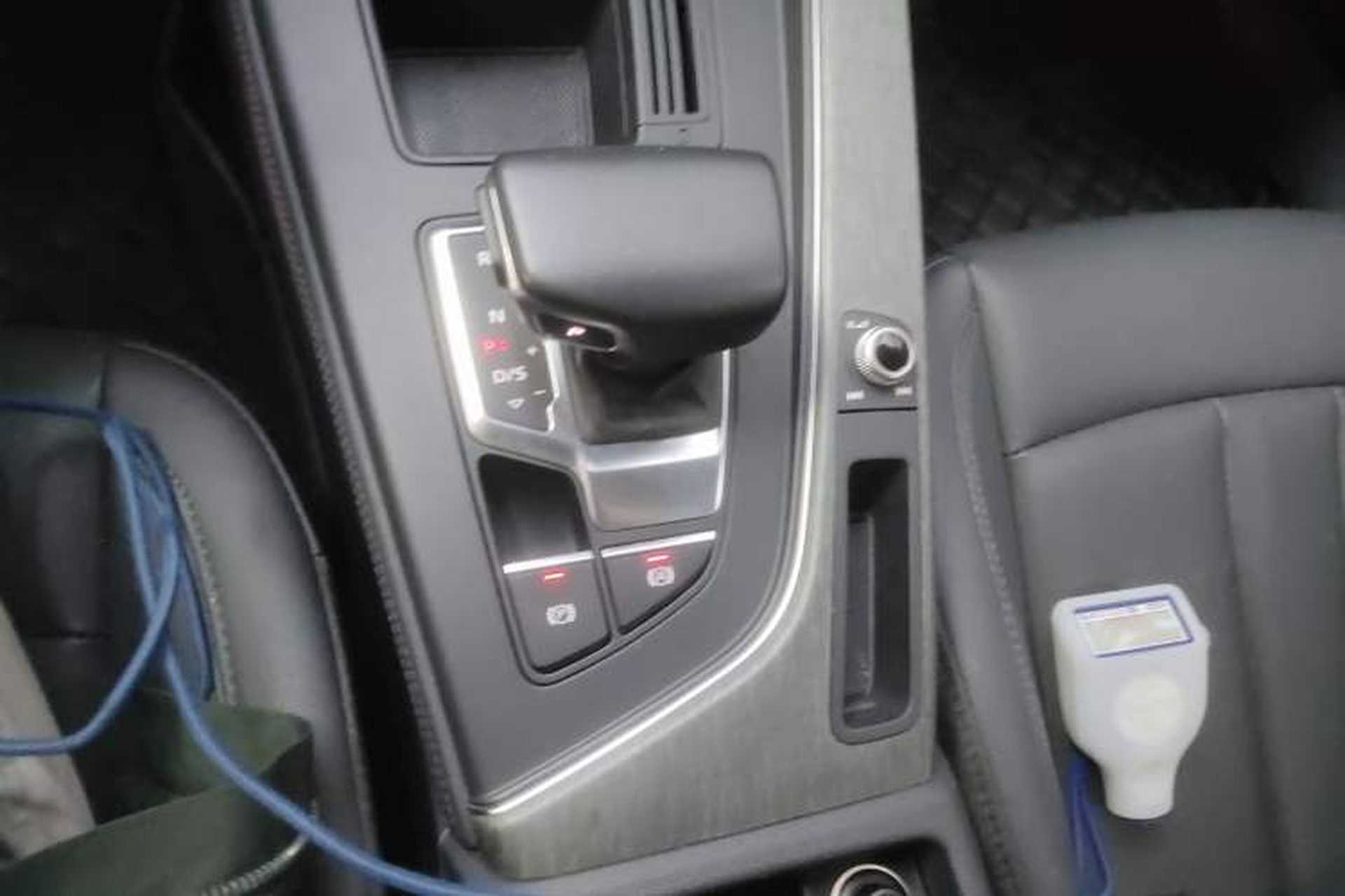 Used Audi A4L 2022 40 TFSI Luxury Prestige Edition Gear Lever