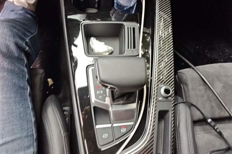 Used Audi A4L 2022 45 TFSI quattro Prestige Dynamic Edition Gear Lever