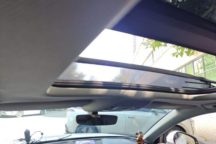 Used Audi A4L 2022 40 TFSI Luxury Dynamic Model Headliner