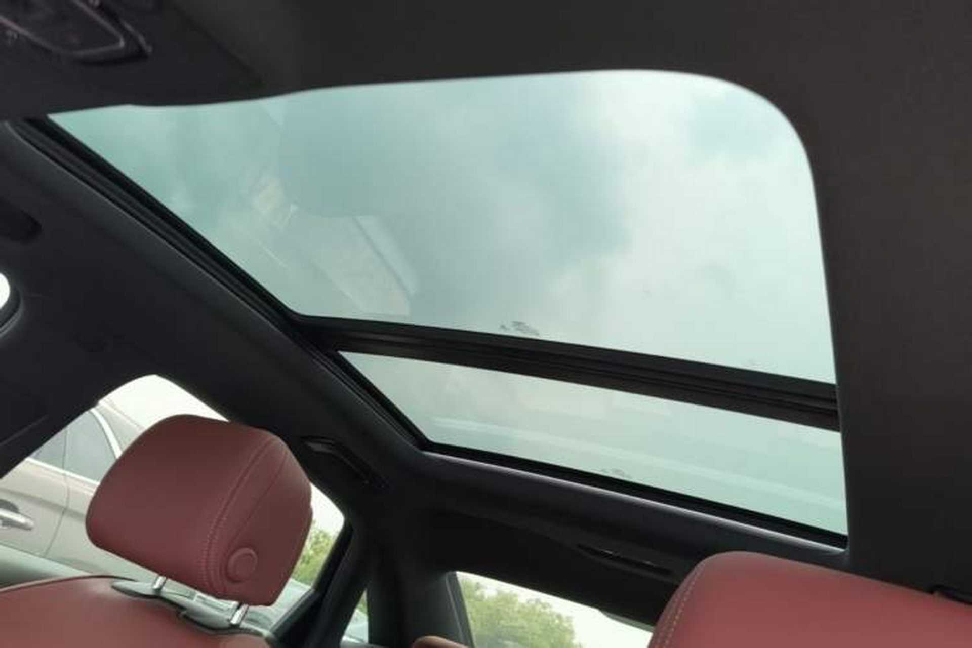 Used Audi A4L 2022 40 TFSI Luxury Dynamic Model Headliner