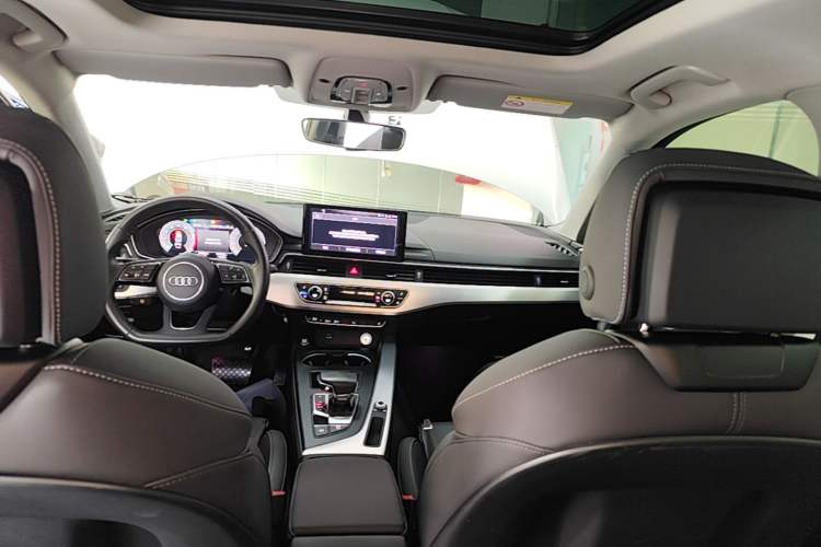 Used Audi A4L 2022 40 TFSI Fashion Dynamic Model Headliner