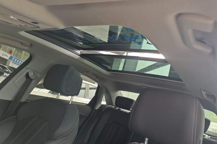 Used Audi A4L 2022 40 TFSI Fashion Dynamic Model Headliner