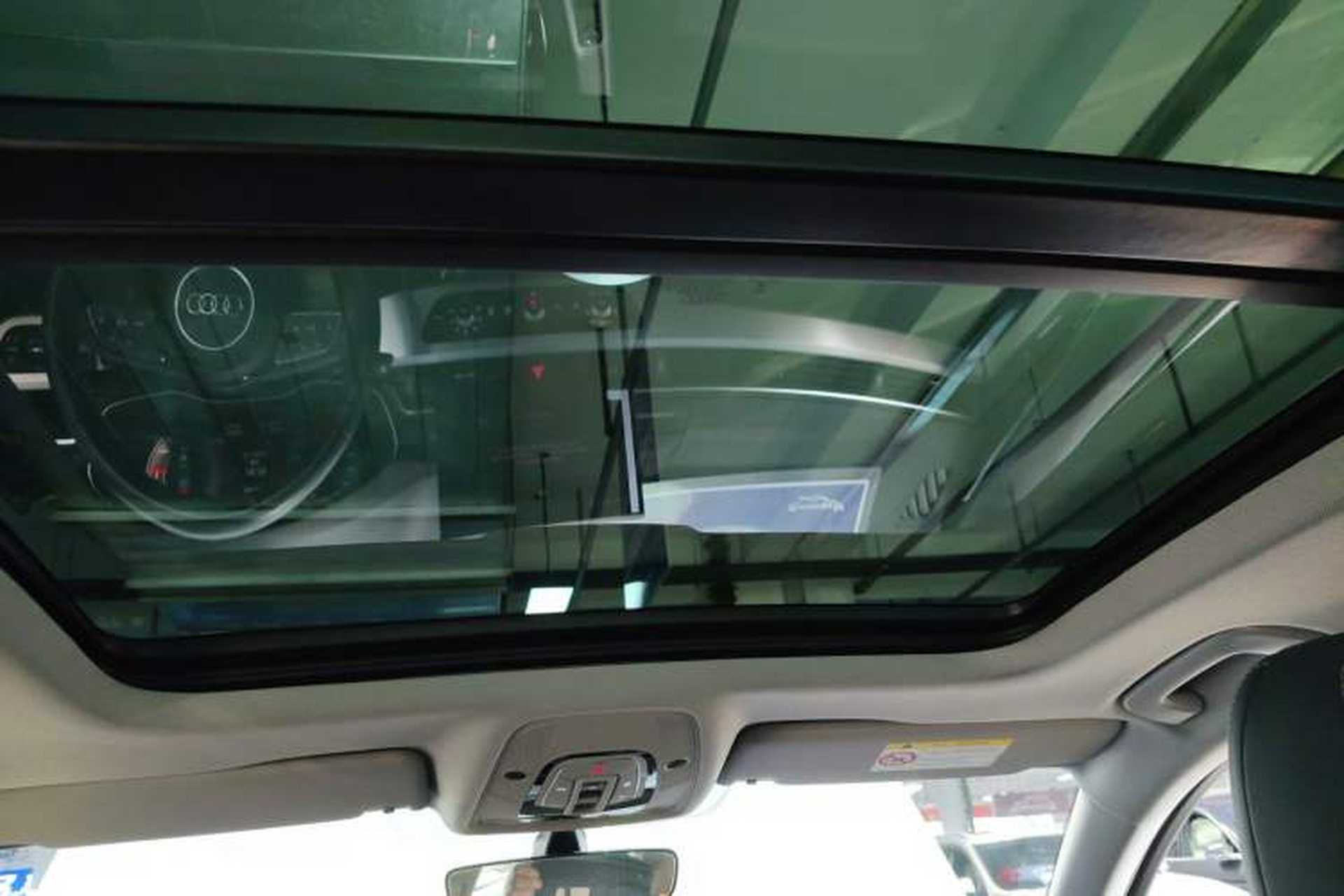 Used Audi A4L 2022 40 TFSI Fashion Dynamic Model Headliner