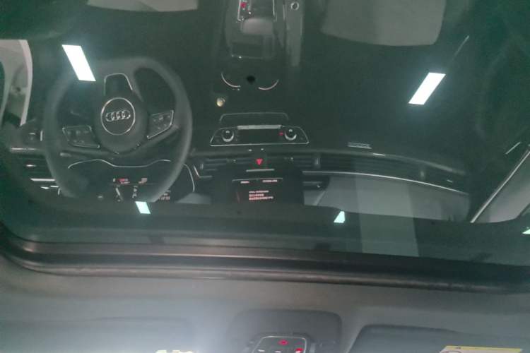 Used Audi A4L 2022 45 TFSI quattro Prestige Dynamic Edition Headliner