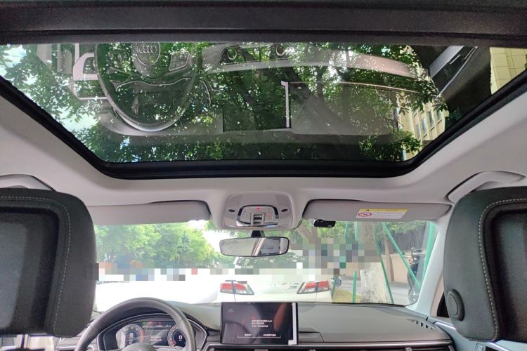 Used Audi A4L 2022 40 TFSI Luxury Dynamic Model Headliner