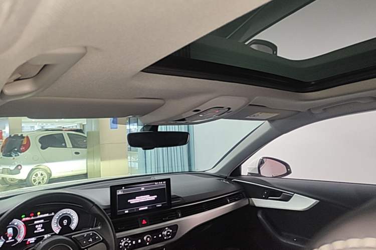 Used Audi A4L 2022 40 TFSI Fashion Dynamic Model Headliner