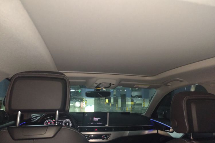 Used Audi A4L 2022 40 TFSI Luxury Dynamic Model Headliner