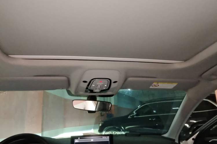 Used Audi A4L 2022 40 TFSI Fashion Dynamic Model Headliner