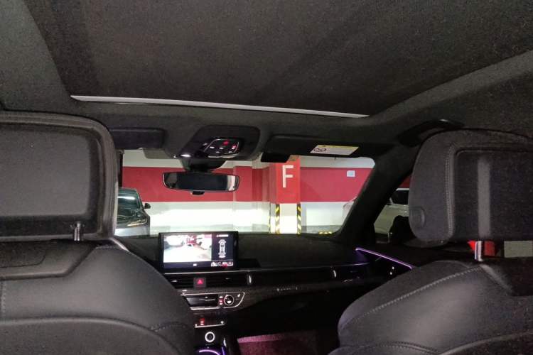 Used Audi A4L 2022 45 TFSI quattro Prestige Dynamic Edition Headliner