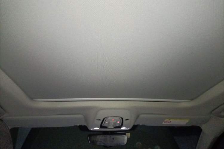 Used Audi A4L 2022 40 TFSI Luxury Dynamic Model Headliner