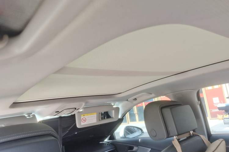 Used Audi A4L 2022 40 TFSI Luxury Prestige Edition Headliner