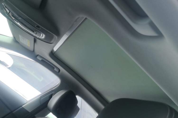 Used Audi A4L 2022 40 TFSI Stylish and Elegant Edition Headliner