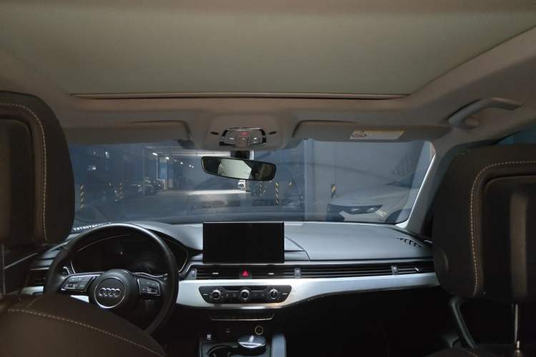 Used Audi A4L 2022 40 TFSI Fashion Dynamic Model Headliner