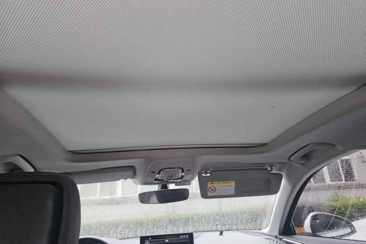 Used Audi A4L 2022 40 TFSI Stylish and Elegant Edition Headliner