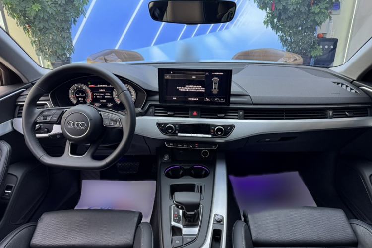 Used Audi A4L 2022 40 TFSI Luxury Dynamic Model Interior 1