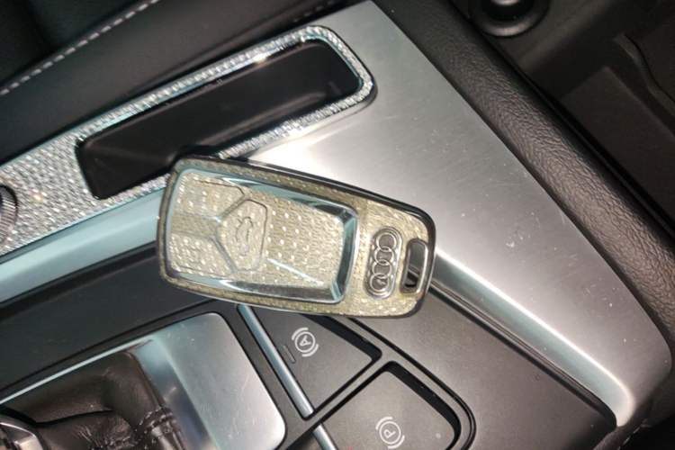 Used Audi A4L 2022 40 TFSI Luxury Dynamic Model Interior 1