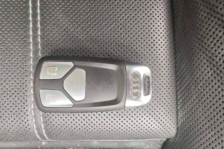 Used Audi A4L 2022 40 TFSI Luxury Dynamic Model Interior 1