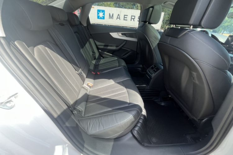Used Audi A4L 2022 40 TFSI Fashion Dynamic Model Interior 11