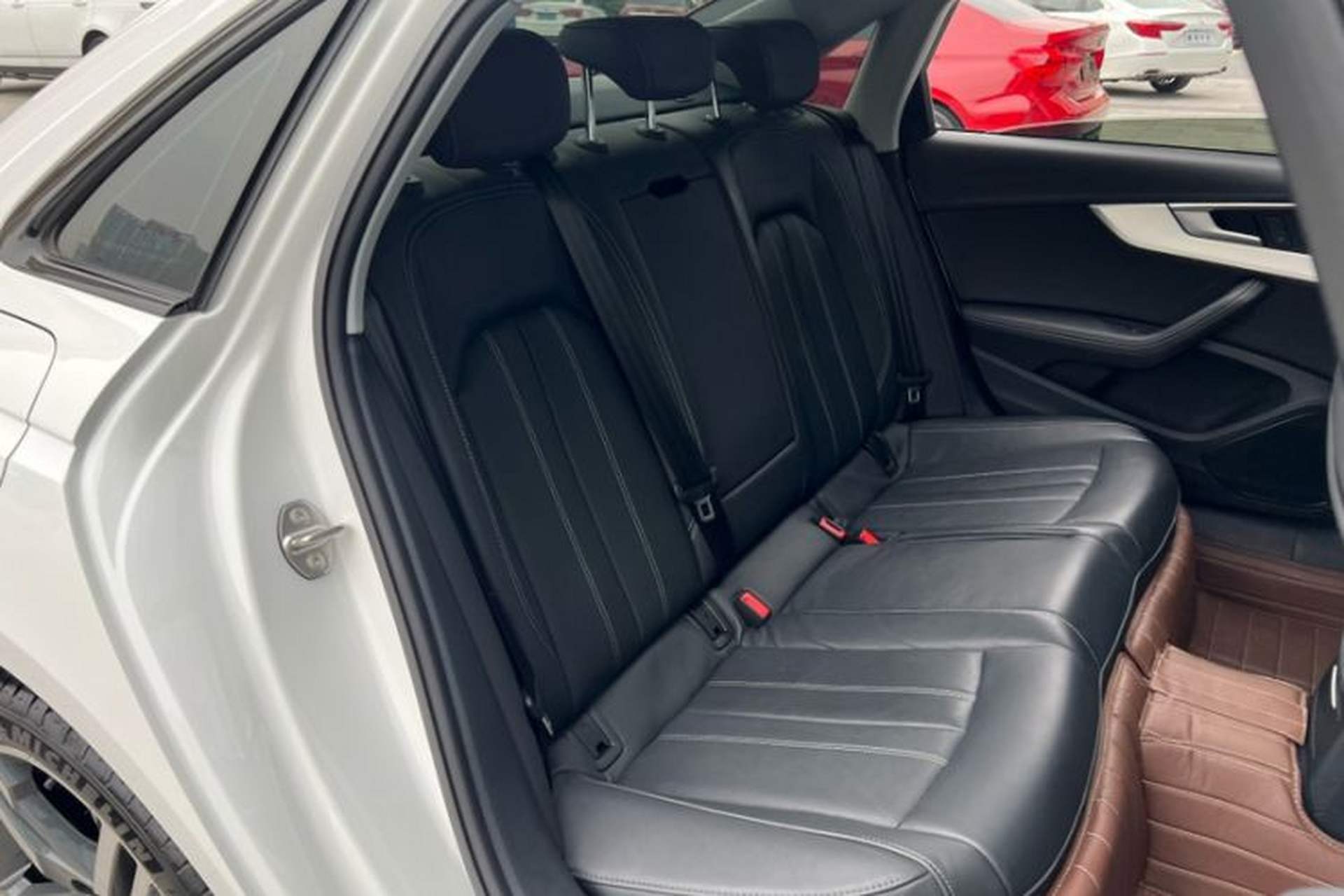 Used Audi A4L 2022 40 TFSI Luxury Dynamic Model Interior 12