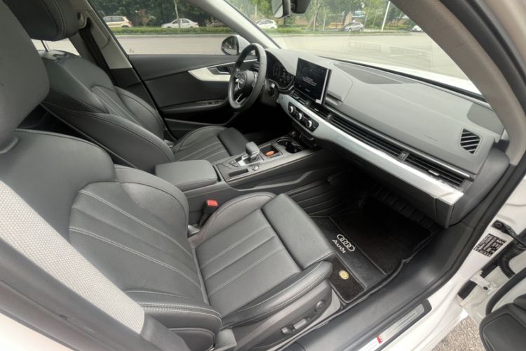 Used Audi A4L 2022 40 TFSI Fashion Dynamic Model Interior 12