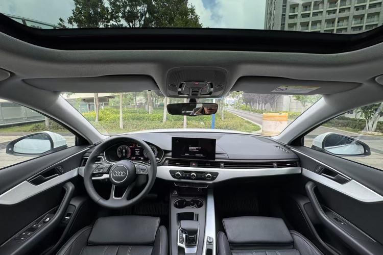 Used Audi A4L 2022 40 TFSI Fashion Dynamic Model Interior 2